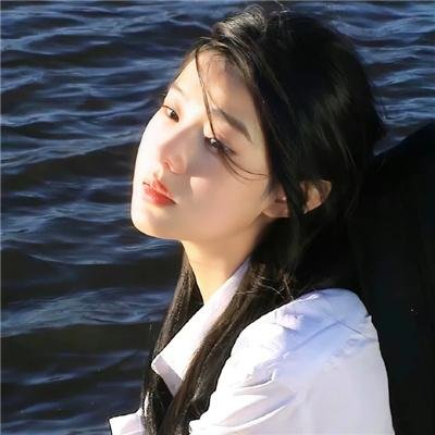 不可思议大灯泡海报